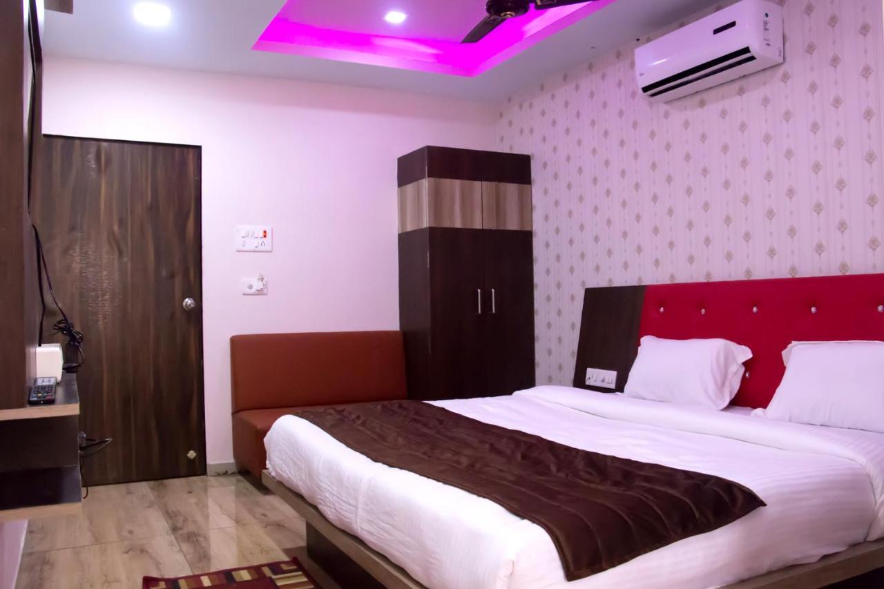 Hotel Shree Palace And Restaurant Ratlam Екстер'єр фото